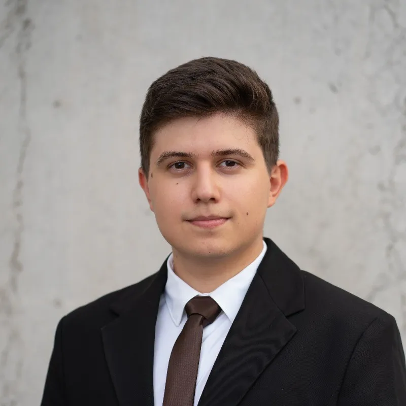 Porträt von Dinar Karchevskii, Gründer von DA Systeme